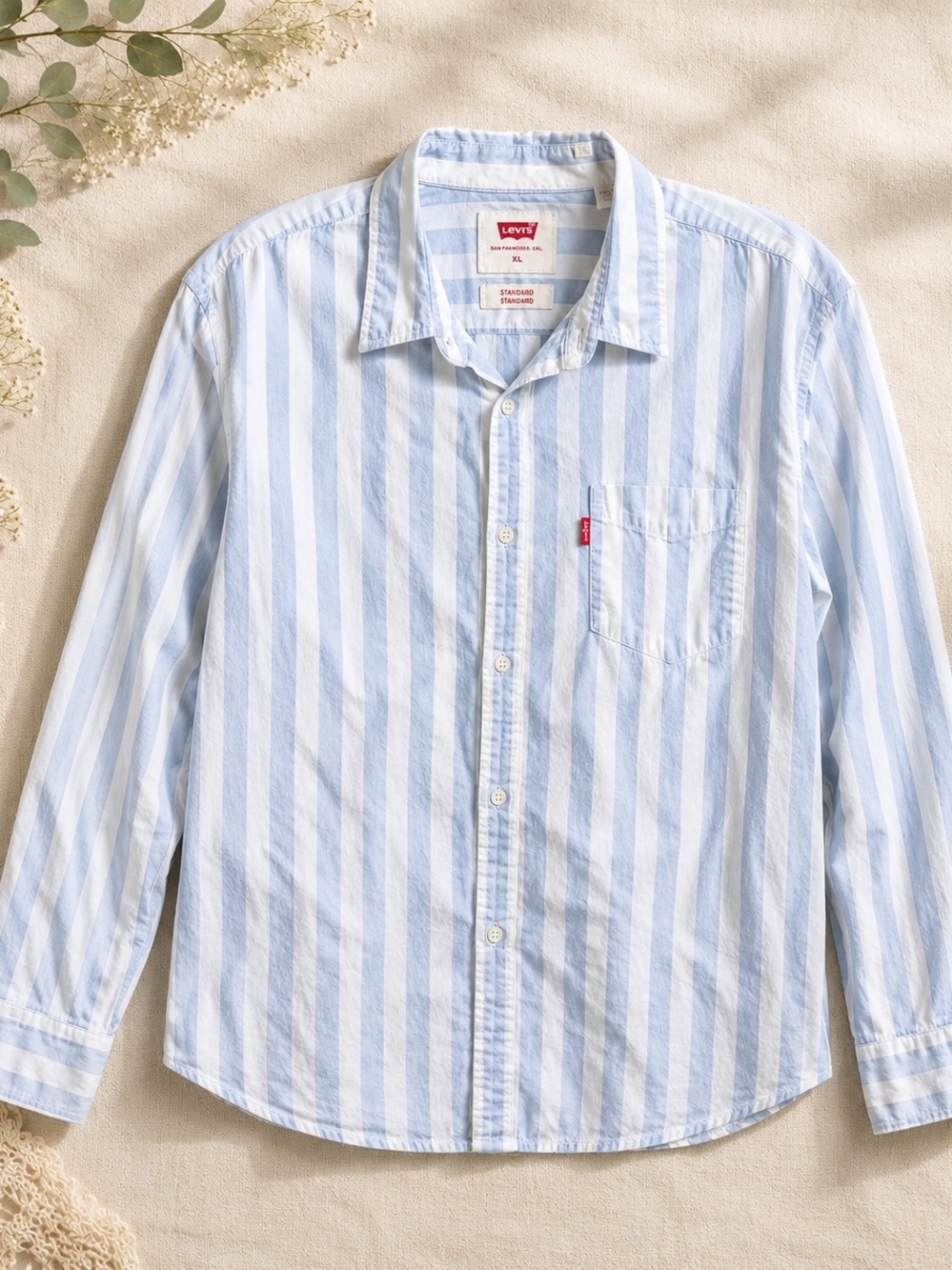 Levi's XL Blue White Stripe Cotton Button Up Shirt Standard Fit